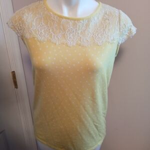 Elle yellow polka dot and lace top